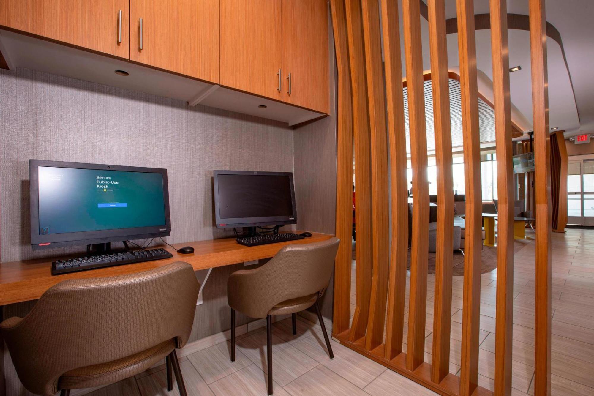 Springhill Suites By Marriott Newark Downtown Экстерьер фото